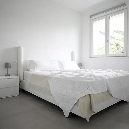 Iseolakerental - Trivia Apartment Solto Collina